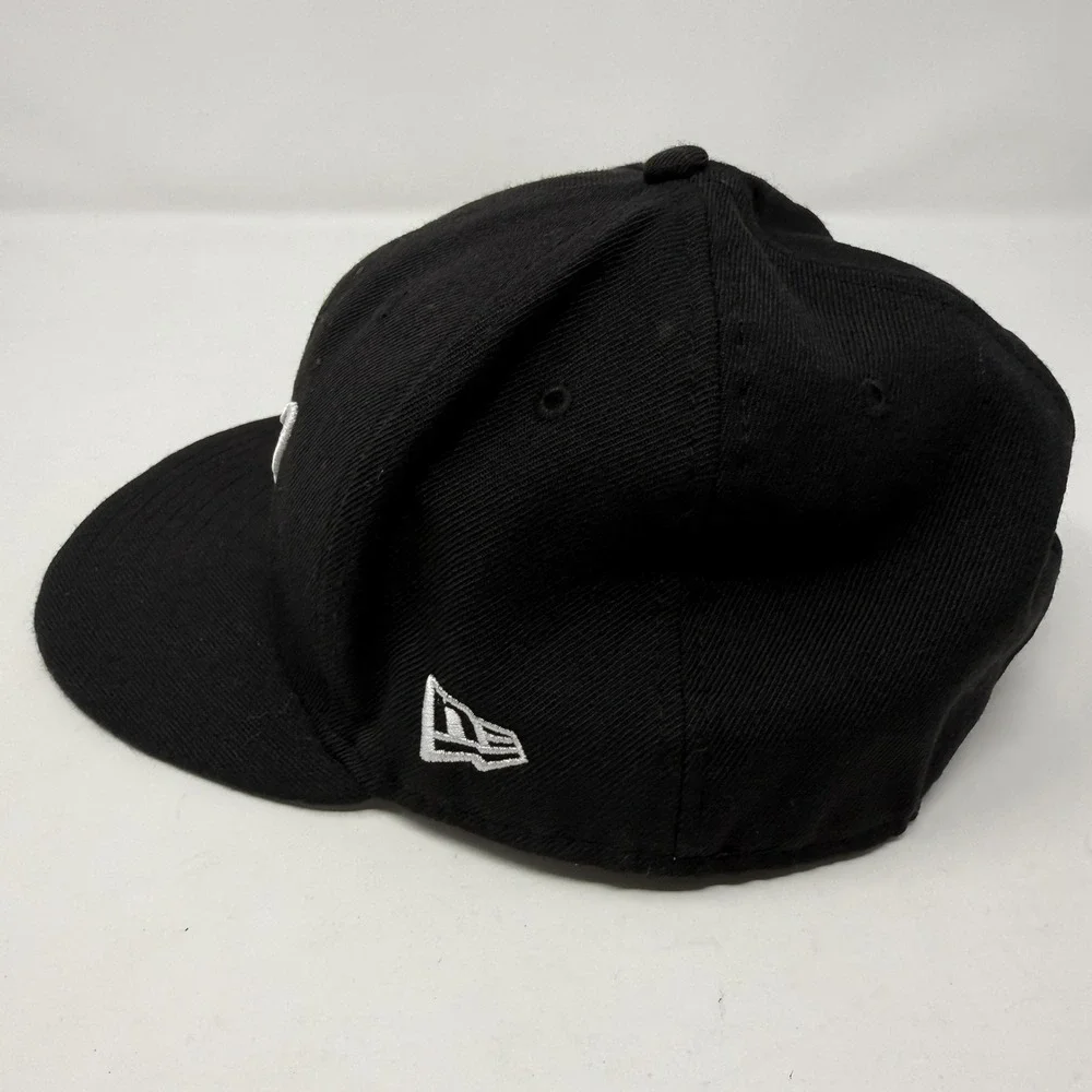 Boston Red Sox Hat Cap Fitted Mens 8 Black Baseball Cooperstown 59FIFTY New Era